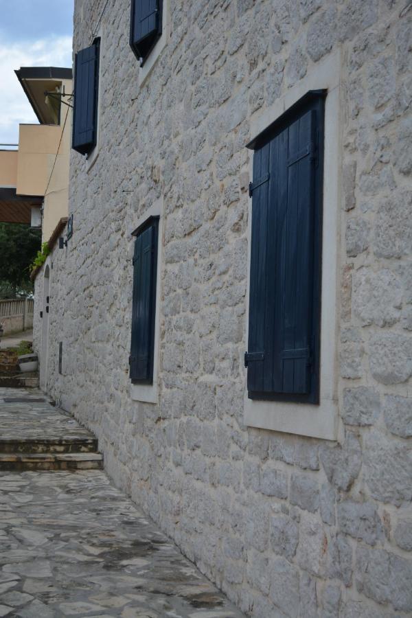 Villa Most Tisno Buitenkant foto